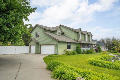 17201 E Galaxy Ln, Greenacres, WA, 99016-7724 | Card Image