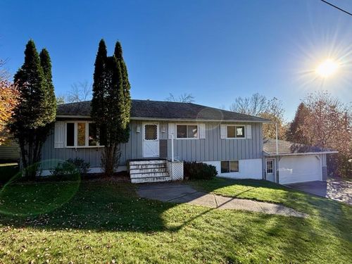 1413 Swanee Avenue, Wausau, WI, 54403 | Card Image