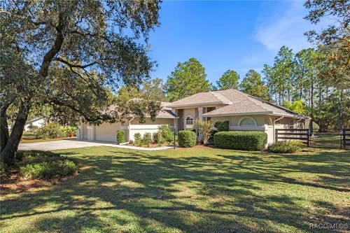 5527 N Sierra Ter, Beverly Hills, FL, 34465-2154 | Card Image