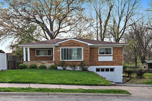 5611 Glengate Ln, Cincinnati, OH, 45212-1911 | Card Image