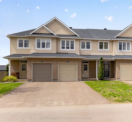 1034 Butler Blvd, Petawawa, ON, K8H0C2 | Card Image
