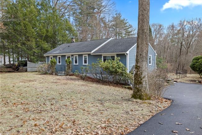 165 S Acton Rd, House other with 3 bedrooms, 1 bathrooms and 4 parking in Stow MA | Image 4