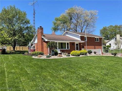 681 Grandview Ave, East Palestine, OH, 44413-1243 | Card Image