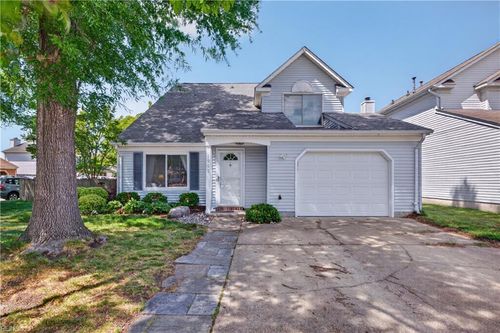 1965 Summerwalk Dr, Virginia Beach, VA, 23456-6304 | Card Image