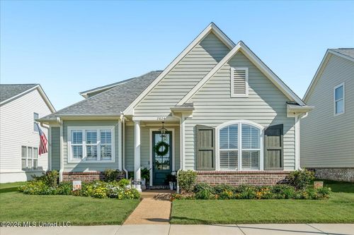 2824 Market Square Ave, Southaven, MS, 38672-1102 | Card Image