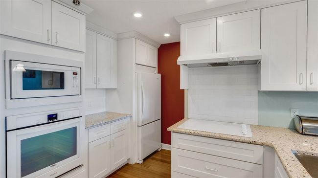 Kitchen | Image 10