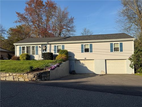 27 Legion Ave, Cumberland, RI, 02864-2008 | Card Image