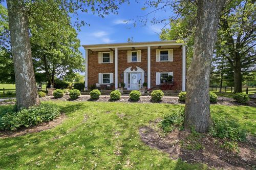 6075 Alkire Rd, Galloway, OH, 43119-9088 | Card Image