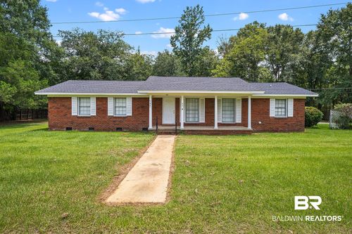 201 Stover Dr, Bay Minette, AL, 36507-2623 | Card Image