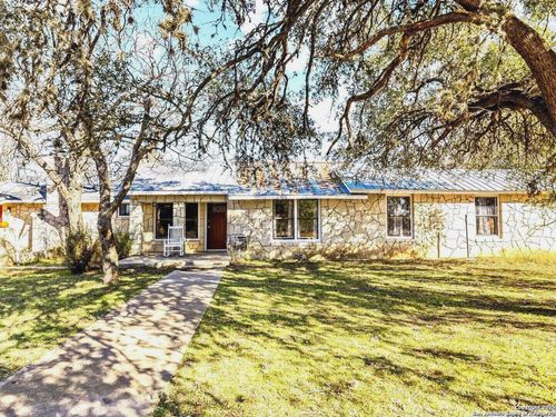 973 F Fm 1077, Bandera, TX, 78003-4190 | Card Image