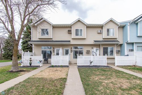 d-3709 10th St N, Fargo, ND, 58102-1019 | Card Image