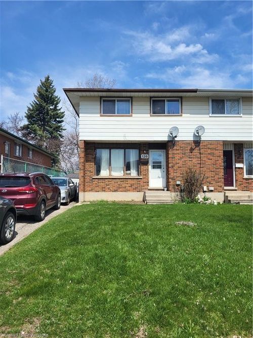 126 Chandler Dr, Kitchener, ON, N2E1G6 | Card Image