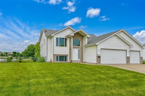 3455 Kahler Dr Ne, Saint Michael, MN, 55376-9102 | Card Image