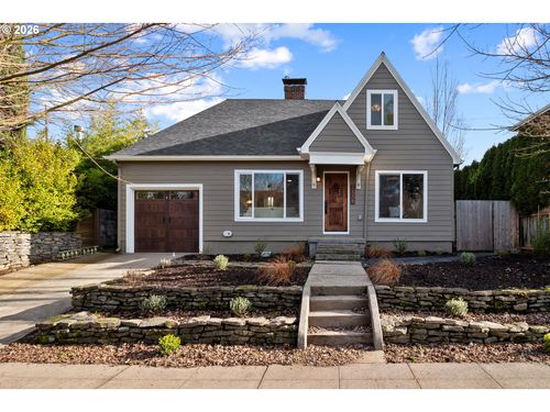 7116 N Curtis Ave, Portland, OR, 97217-5864 | Card Image