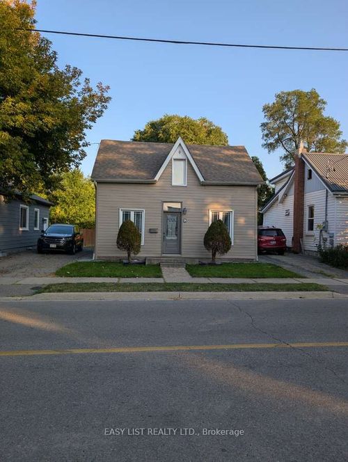 9 Jessie St, Brampton, ON, L6Y1L3 | Card Image