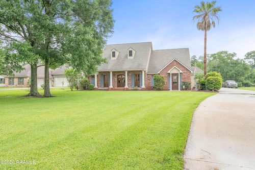 2075-2073-2075 Main Hwy, Arnaudville, LA, 70512-4118 | Card Image