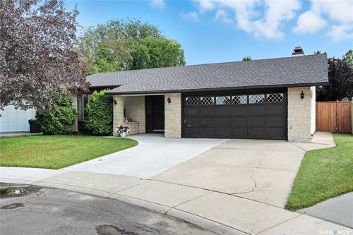 727 Costigan Pl, Saskatoon, SK, S7J3R3 | Card Image