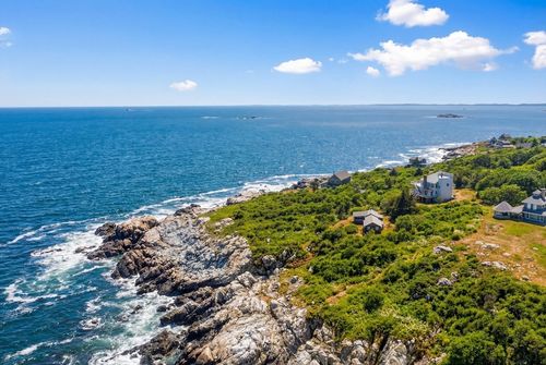 109 Bakers Is, Beverly, MA, 01915 | Card Image