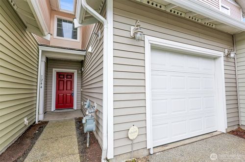 1244 S 51 Place Ne, Auburn, WA, 98002 | Card Image