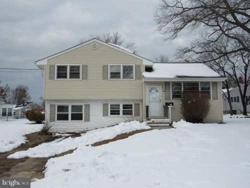 11 Pleasant Valley Dr, WEST DEPTFORD, NJ, 08096-6313 | Card Image