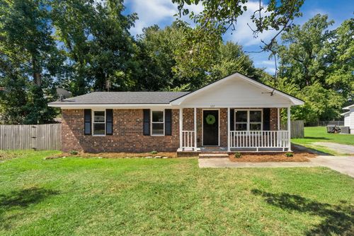 107 Hill Ct, Moncks Corner, SC, 29461-4053 | Card Image