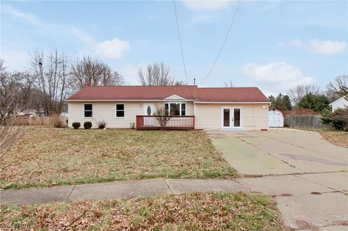 269 Elson Avenue, Barberton, OH, 44203 | Card Image