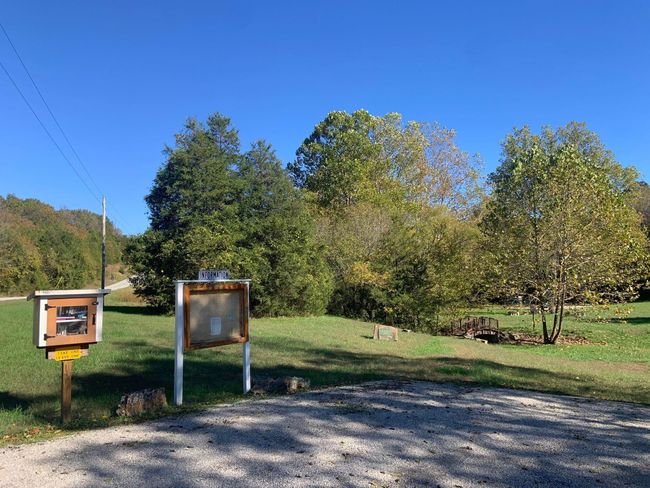 park 3 community area library | Image 10