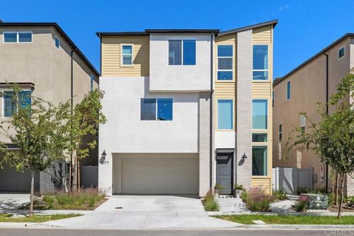 8177 Rose Quartz Cir, San Diego, CA, 92126-1055 | Card Image