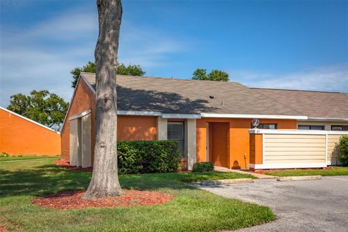 85 Silver Park Cir, Kissimmee, FL, 34743-9412 | Card Image