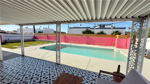 1921 Sombrero Dr, Las Vegas, NV, 89169-2542 | Card Image