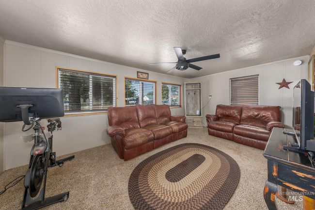 1025 W Galloway Ave, House other with 2 bedrooms, 1 bathrooms and 1 parking in Weiser ID | Image 5