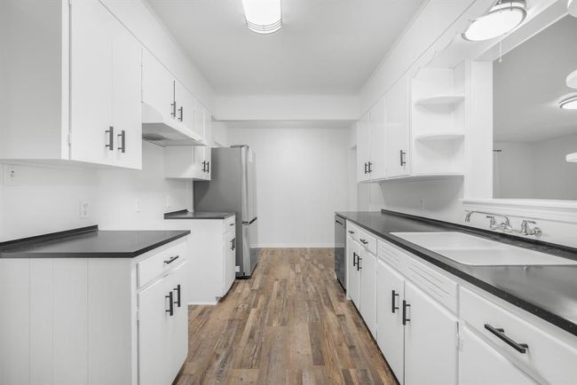 628 S Madison St, House other with 2 bedrooms, 2 bathrooms and 1 parking in La Grange TX | Image 12