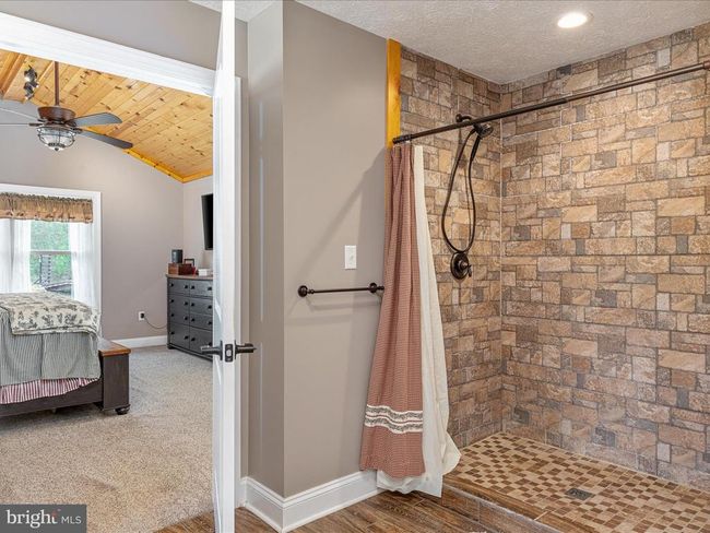 1996 Buck Mountain Rd, House other with 4 bedrooms, 4 bathrooms and null parking in Bentonville VA | Image 30