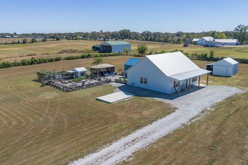 116 Emma Ln, Hohenwald, TN, 38462-3001 | Card Image