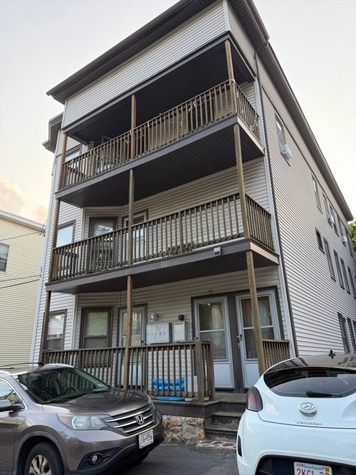 b-16 Holt St, Fitchburg, MA, 01420-4411 | Card Image