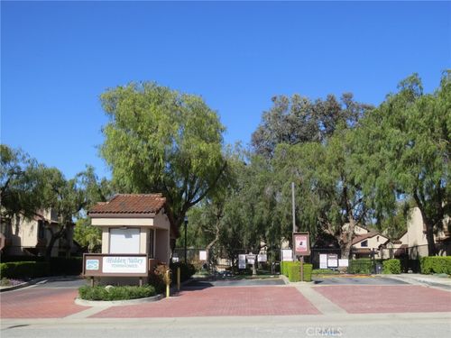 17 Rock Cliff Pl, Phillips Ranch, CA, 91766-6704 | Card Image