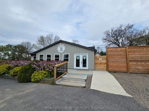 1004 Medical Centre, Frontenac, ON, K0H2L0 | Card Image