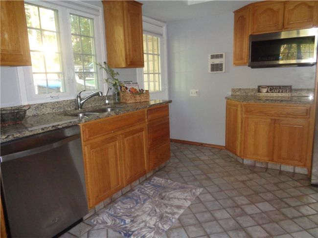 17 Pine Ln, House other with 3 bedrooms, 2 bathrooms and 6 parking in Johnston RI | Image 19