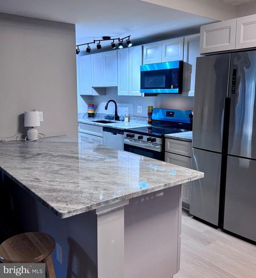 1923 Bellarbor Cir, CROFTON, MD, 21114-1703 | Card Image