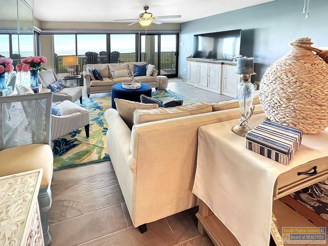 APT-207G - 2800G Gulf Blvd, Condo with 3 bedrooms, 3 bathrooms and 1 parking in South Padre Island TX | Image 11