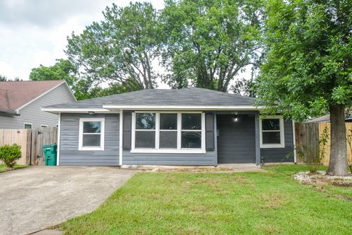 2109 Pomona Dr, Pasadena, TX, 77506-2817 | Card Image