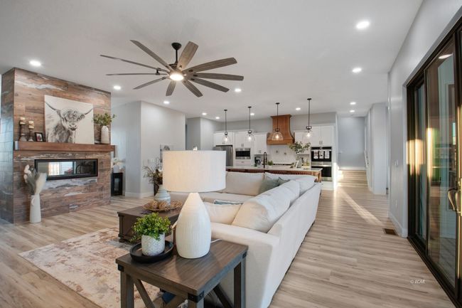 871 Willington Dr, House other with 3 bedrooms, 3 bathrooms and null parking in Spring Creek NV | Image 7