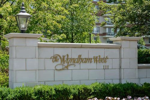 apt-505-111 Cherry Valley Ave, Garden City, NY, 11530-1573 | Card Image