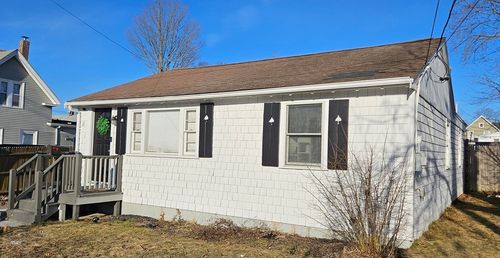18 Massasoit Ave, Brockton, MA, 02302-3235 | Card Image