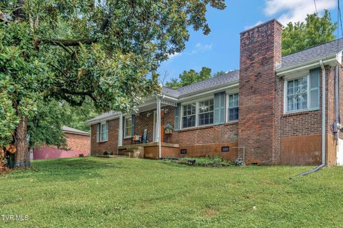 157 Robinhood Cir, Hendersonville, TN, 37075-4813 | Card Image