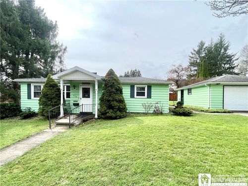 373 Cole Ave, Jamestown, NY, 14701-7813 | Card Image