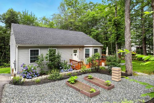 44 Larry Dr, Alton Bay, NH, 03810-4343 | Card Image
