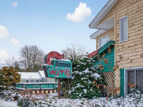 205 Saco Avenue, Old Orchard Beach, ME, 04064 | Card Image