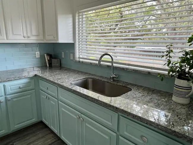 Kitchen | Image 6