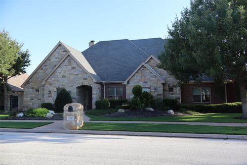 2310 Valholla Ct, Abilene, TX, 79606-4385 | Card Image